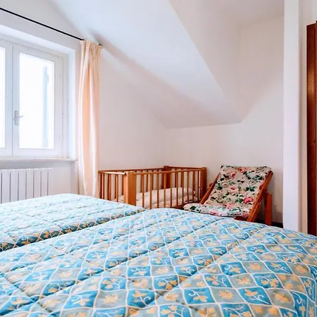 Villa Vallocchia - Sleeps 18 Exclusive Poolgrounds 6 *