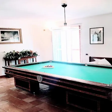 Villa Vallocchia - Sleeps 18 Exclusive Poolgrounds 6 Villa